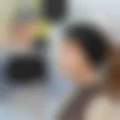 Căciulă croșetată cu deschidere pentru coadă de păr | BEANIEHUT